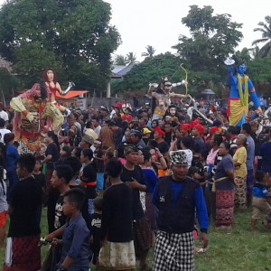 Napak Ogoh-Ogoh yang diarak umat Hindu. Napak Ogoh-Ogoh yang diarak umat Hindu.