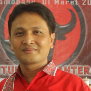 Yanny Ronny Tuuk