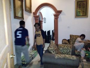 65514_581581905199241_1946349789_n