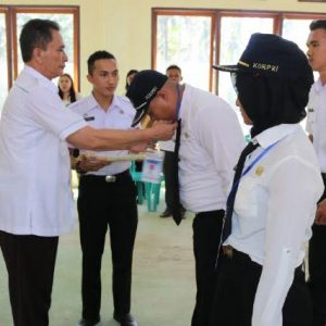 Sekda Boltim Resmi Tutup Diklat Prajabatan Golongan II
