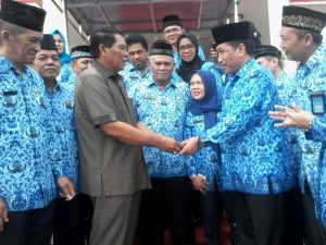 Serahkan Kendis Db 1 Ke Plh Bupati, Salihi Diapresiasi
