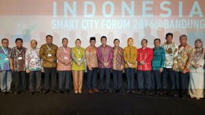 Tatong Bara dan Ridwan Kamil Tandatangani MoU Kerjasama Jaringan Lintas Perkotaan