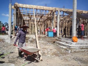 Warga Empat Desa Kerja Bakti Bangun Mesjid Al-Muhajirin Pinolosian Selatan Warga Empat Desa Kerja Bakti Bangun Mesjid Al-Muhajirin Pinolosian Selatan