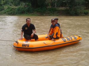 Bocah 5 Tahun Diduga Hanyut Terseret Arus Sungai