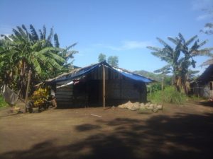 Warga Korban Angin Puting Beliung Bolmut Keluhkan Pembangunan Rumah Bantuan