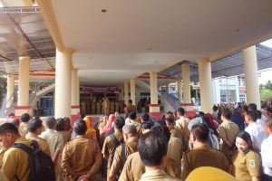 Pemkab Bolmong Sidak Jam Masuk dan Pulang ASN