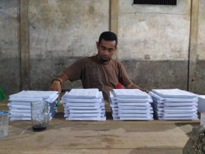 KPUD Bolmong Melakukan Tahapan Sortir dan Pelipatan Surat Suara