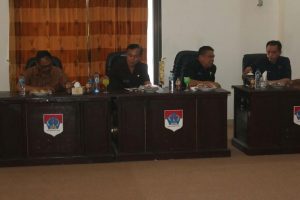 DPRD Boltim Gelar Paripurna Penyampaian LKPJ Tahun 2016 DPRD Boltim Gelar Paripurna Penyampaian LKPJ Tahun 2016