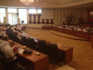 Deprov Gelar Paripurna Penyampaian LKPJ Gubernur 2016 Deprov Gelar Paripurna Penyampaian LKPJ Gubernur 2016