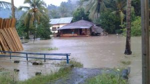 Curah Hujan Tinggi, Pemukiman Warga Toruakat Digenangi Air