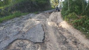 Pemkab Bolmong Perbaiki Akses Jalan Untuk Pariwisata