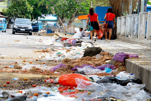 Dua Instansi Bolmong Ini Saling Tuding Soal Sampah di Ibu kota Lolak