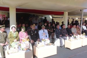 Bupati Boltim Irup HUT Bhayangkara ke-71 di Mapolres Bolmong Bupati Boltim Irup HUT Bhayangkara ke-71 di Mapolres Bolmong