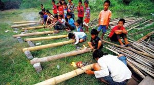 Peringati HUT RI Ke-72, Disparbud Boltim Gelar Lomba Gogotupan