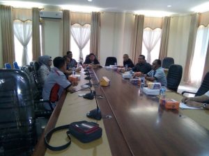 Tanpa Dukungan Fraksi PDI-P, Lima Fraksi DPRD Bolmong Laporkan Yusuf Mooduto