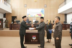 Paripurna Penyampaian Ranperda APBD-P 2017 Lancar