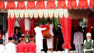 Upacara HUT RI ke-72 di Lapangan Boki Hotinimbang Khidmat