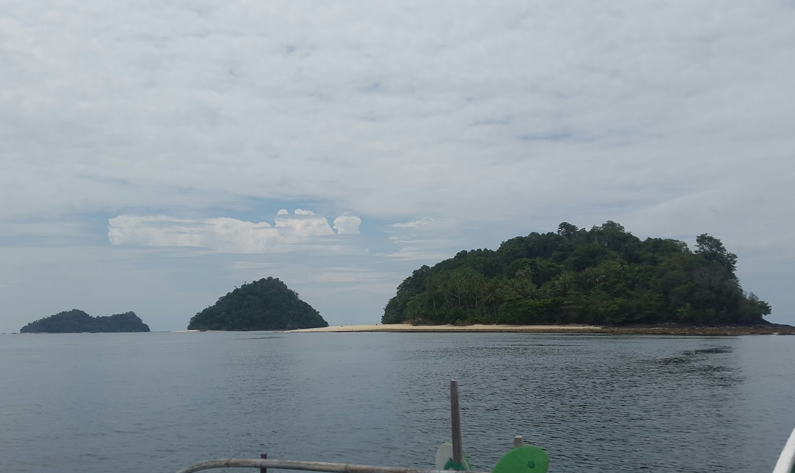 Dinas Pariwisata Bolmong Gelar Lomba Foto Pantai Terbaik