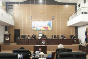 DPRD Boltim Gelar Rapat Paripurna Tentang Draft Ranperda APBD-P 2017