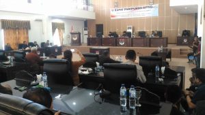 ADV – Suasana Paripurna penetapan APBD 2018 (1) ADV – Suasana Paripurna penetapan APBD 2018 (1)