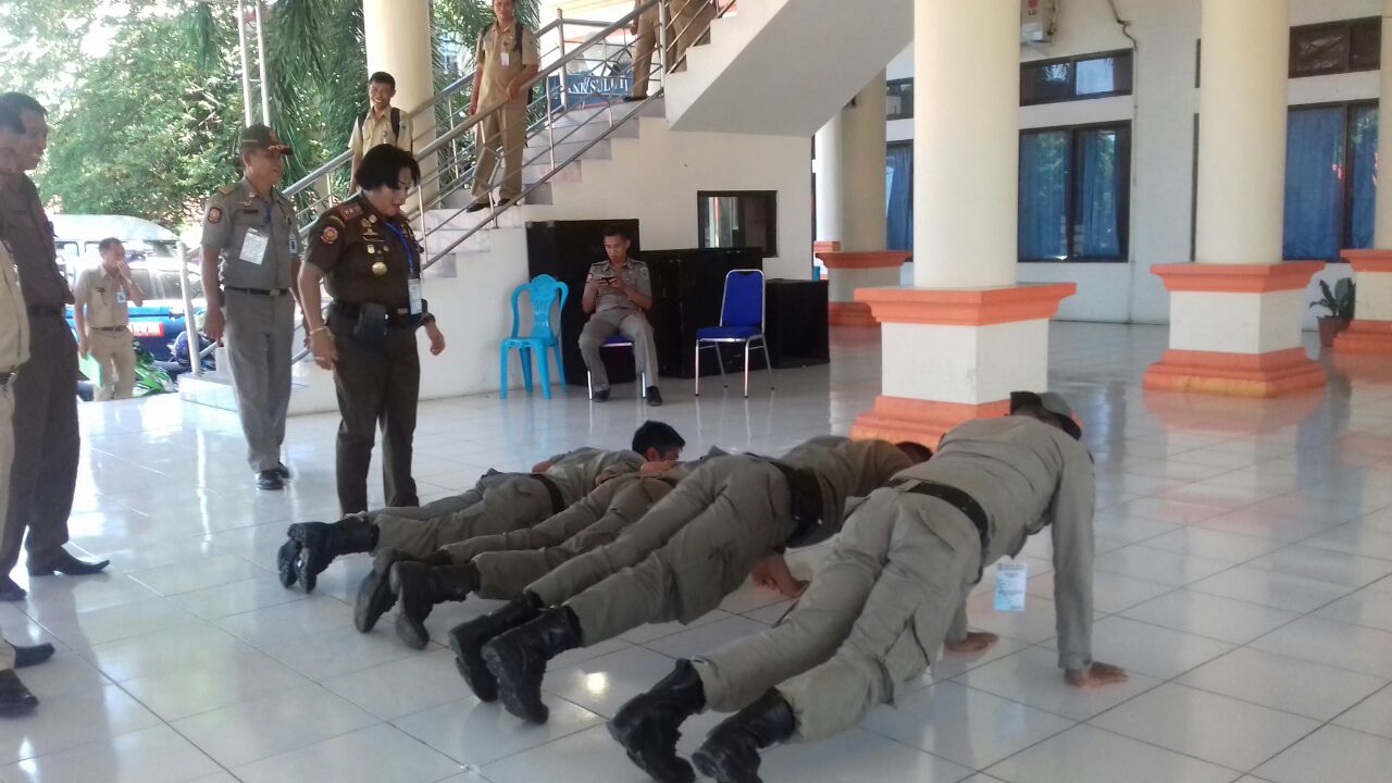 135 Personil Satpol-PP Bolmong Gelar Pelatihan Pengamanan