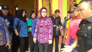 004103100_1448285392-Untitled-1