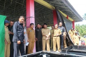 Bupati Tinjau Pasar di Desa Iyok Kecamatan Nuangan