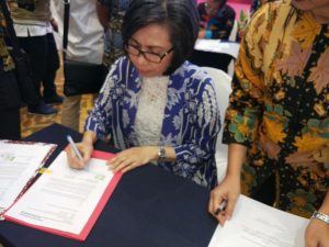 6b8d8e89-f49f-4ef9-8b10-dfa915c45af0 6b8d8e89-f49f-4ef9-8b10-dfa915c45af0