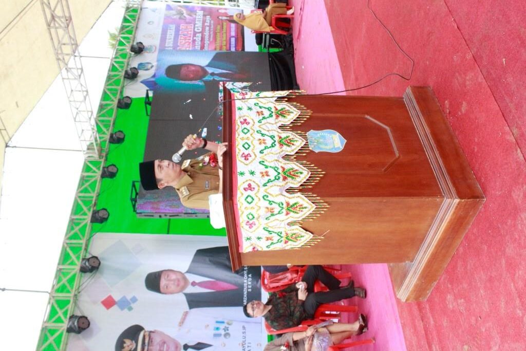 Wabup Iskandar Kamaru Menyampaikan Sambutan Pemerintah Pada Pembukaan Festival Paskah Tahun 2018