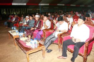 Wabup Iskandar Kamaru S Pt didampingi Camat Pinolosian dan Sejumlah Pimpinan OPD Saat Pembukaan Kampung Ramadan Wabup Iskandar Kamaru S Pt didampingi Camat Pinolosian dan Sejumlah Pimpinan OPD Saat Pembukaan Kampung Ramadan