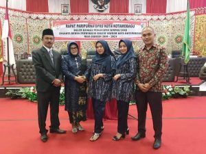 Ahmad Sabir bersama keluarga