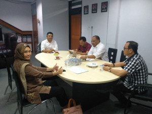 RAPAT FRAKSI PDIP KOTAMOBAGU