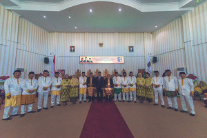 paripurna-istimewa-HUT-Bolmut-Ke-12-2