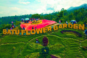 Batu-Flower-Garden-Coban