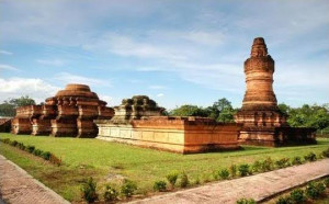 candi mouro candi mouro