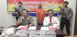 Kapolres Touna saat melakukan Press Rilleas kasus pembunuhan di desa Pusungi