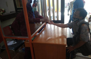 Wartawan Totabuan News biro Touna saat di Rapid tes