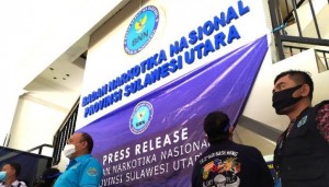 jumpa-pers-BNNP-Sulut-kasus-narkoba-Adik-Pasha-ungu-667x500