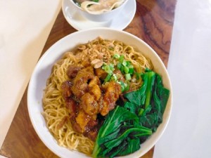 mie-ayam-bakso-ala-abang-abang_43