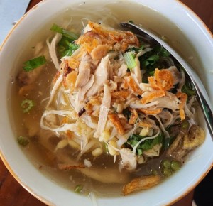 soto-ayam-bening-segar