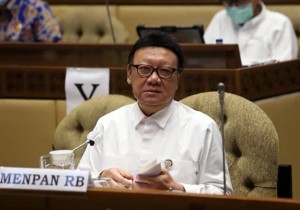 Menpan-dan-RB-Tjahjo-Kumolo-Dery-Ridwansah-3-1-640x447