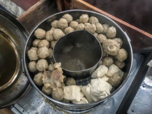 bakso-pesugihan-1 bakso-pesugihan-1