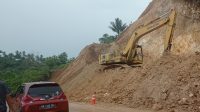 Lokasi Proyek pengerukan tebing di desa lobong Lokasi Proyek pengerukan tebing di desa lobong