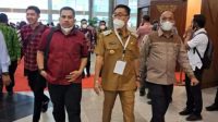 Bupati Labusel H Edimin saat menghadiri pengarahan presiden Jokowi Bupati Labusel H Edimin saat menghadiri pengarahan presiden Jokowi