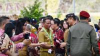 Bupati Bolaang Mongondow Timur (Boltim) Sam Sachrul Mamonto, S.Sos, M.Si (SSM), turut hadir dalam kunjungan kerja Presiden RI Joko Widodo di Sulawesi Utara. Kamis (19/1/2023). FOTO : TIO