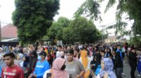 Antusias masyarakat mengikuti rangkaian kegiatan Jalan Santai Bersama PWI Labuhanbatu