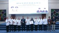 Wali Kota Lubuklinggau, H SN Prana Putra Sohe buka Musyawarah Rencana Pembangunan (Musrenbang) Penyusunan RKPD tingkat Kota Lubuklinggau tahun 2024 yang dilaksanakan di Auditorium Lantai 5 Pemkot Lubuklinggau.