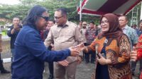 Penjabat ( Pj) Bupati Bolaang Mongondow Ir, Limi Mokodompit Mm, bersama Sekertaris Daerah Tahlis Galang,bersama forkopindah Menerima Kunjungan Kerja Pemerintah Daerah Kabupaten Minahasa Tenggara (Mitra) yang dipimpin langsung oleh Bupati Minahasa Tenggara James Sumendap, SH., MH. bertempat Rumah dinas bupati Bolmong,Kamis (20/7/2023)