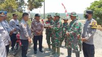 Kapolsek Boja Grudug Lokasi TMMD Ucapkan Selamat HUT TNI