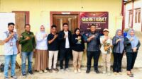 Foto saat Ketua Bawaslu Kabupaten Bolmut memberikan arahan dijajaran Panwaslu Kecamatan